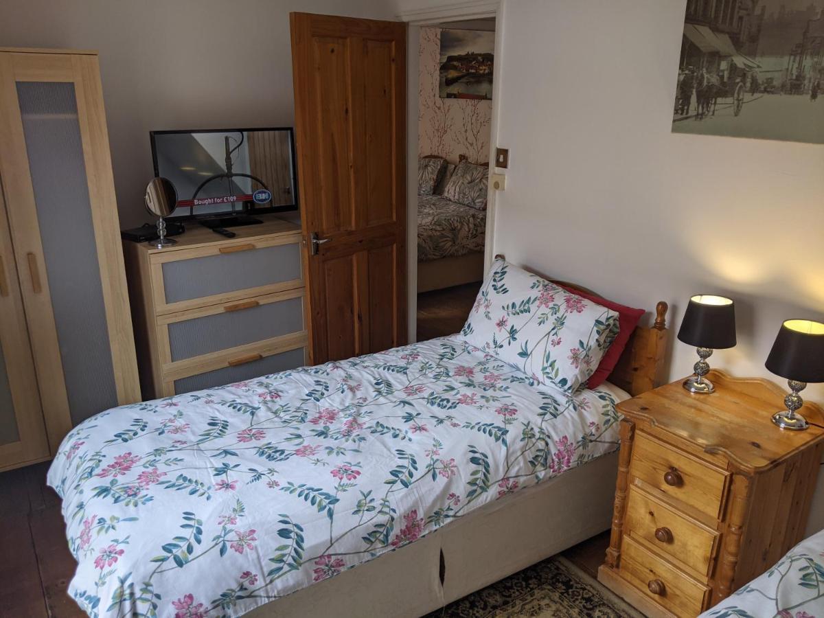 Endeavour Cottage Whitby Sleeps 6 Exterior foto