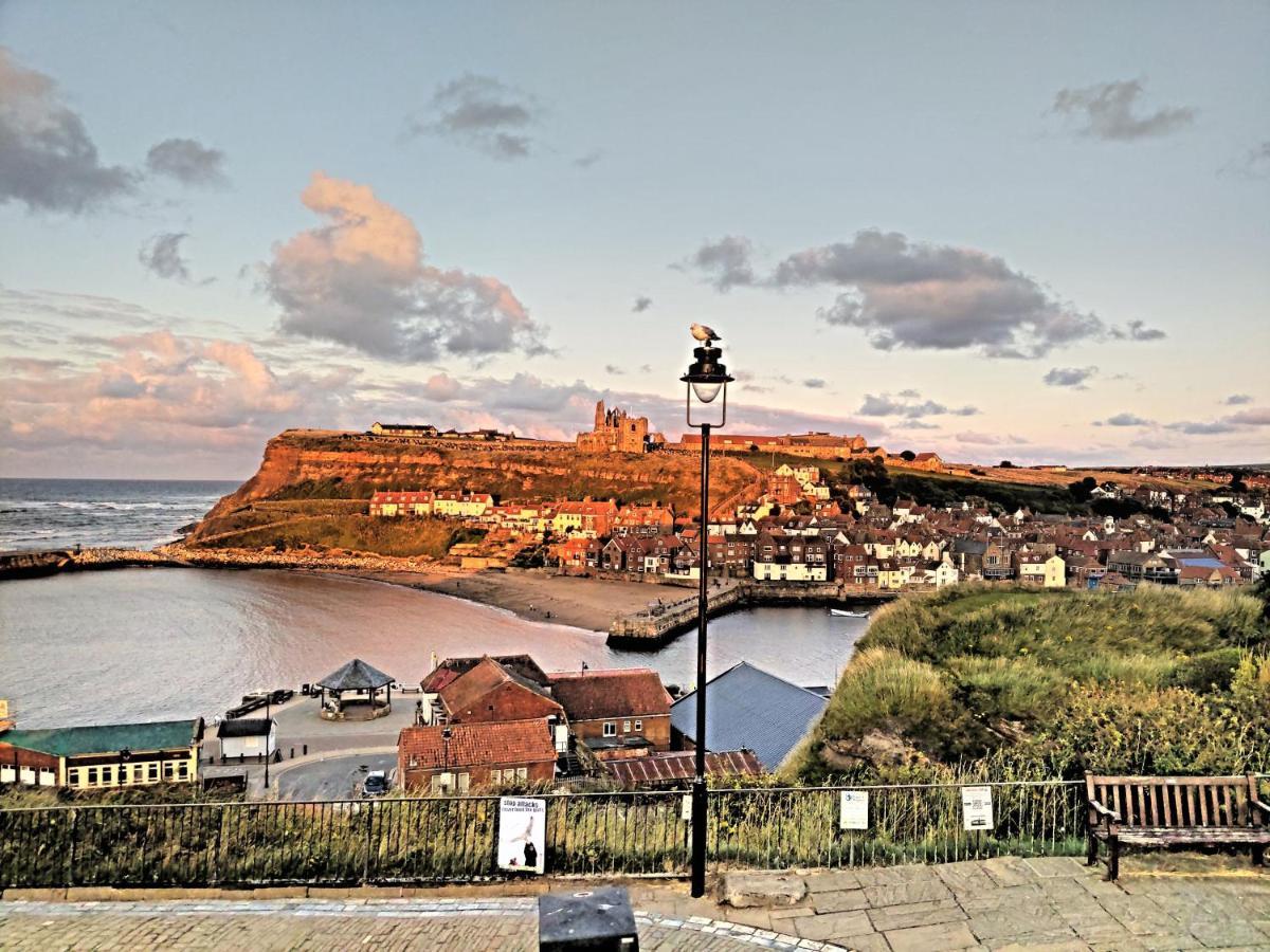 Endeavour Cottage Whitby Sleeps 6 Exterior foto